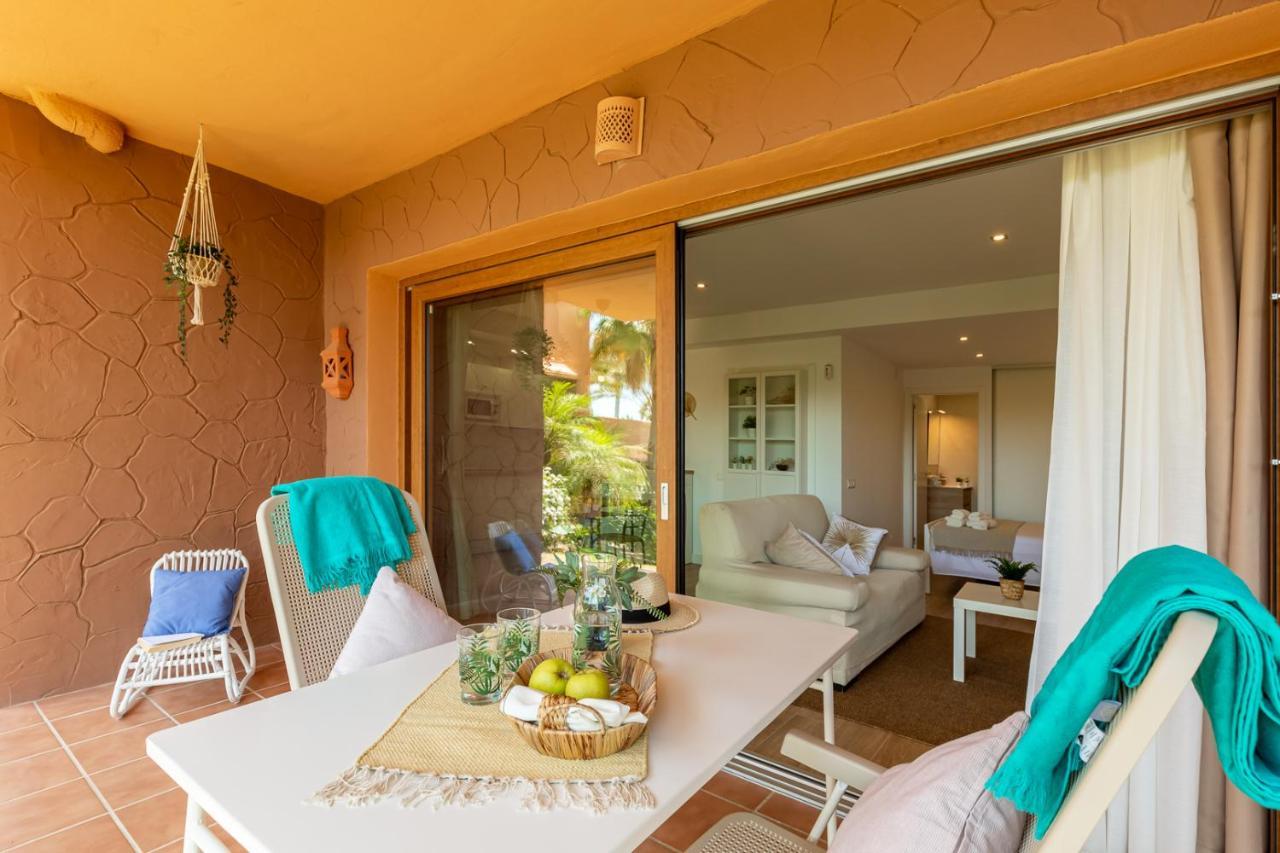 Garden Suite Beach & Relax Sitio de Calahonda Exterior photo